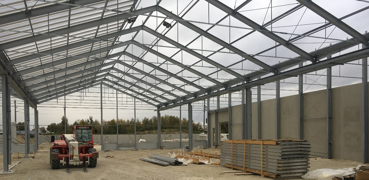 Beispielfoto: Produktions- und Lagerhallen